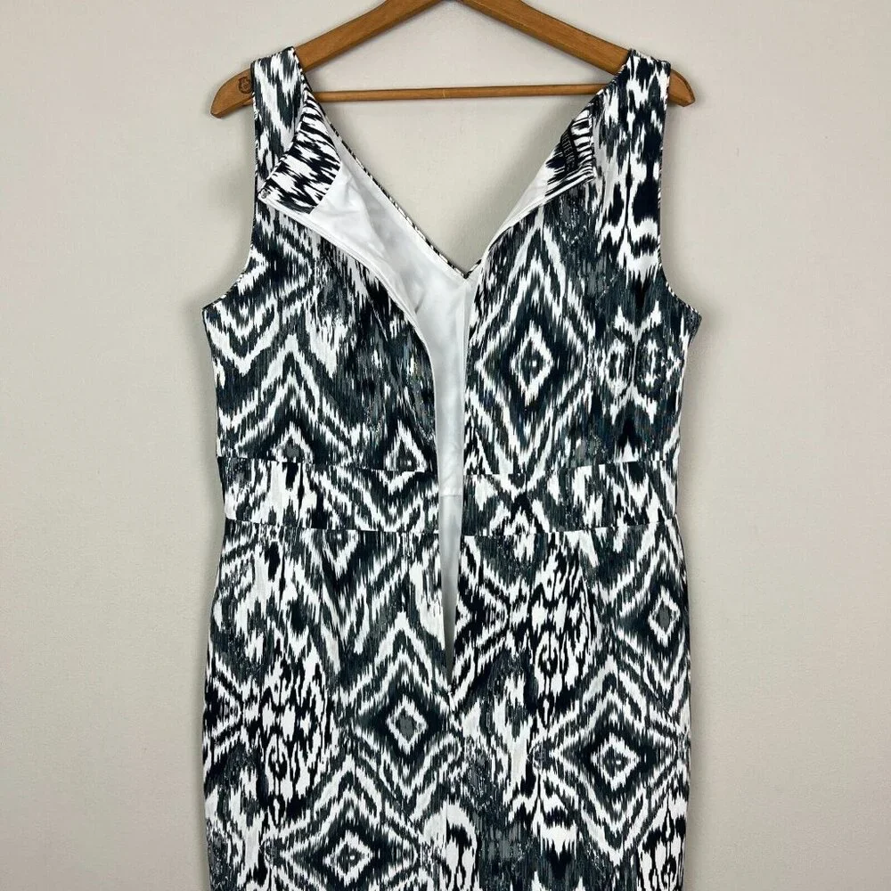 LAFAYETTE 148 Dress Womens 10 Black White Printed Sheath Sleeveless V-Neck 10/12